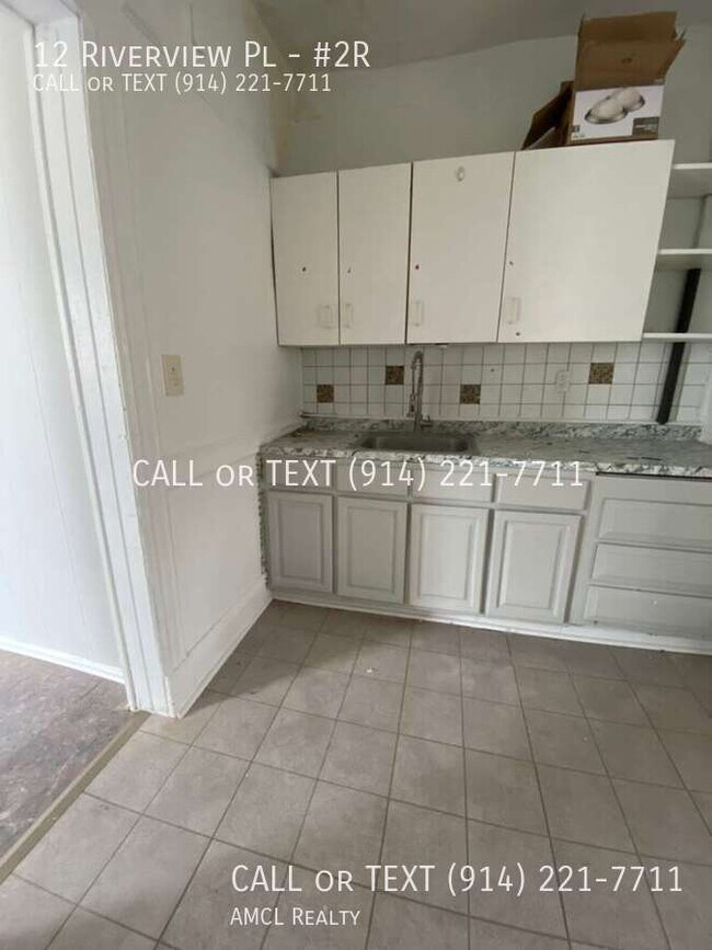 Foto del edificio - 12 Riverview Pl