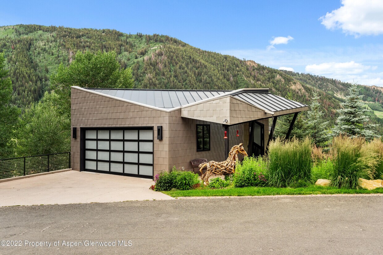 257 Mountain Laurel Dr, Aspen, CO 81611 House Rental in Aspen, CO