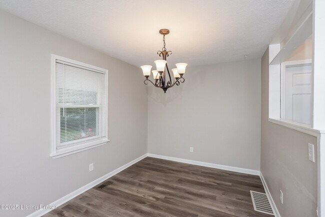 Building Photo - 803 Candleglow Ct