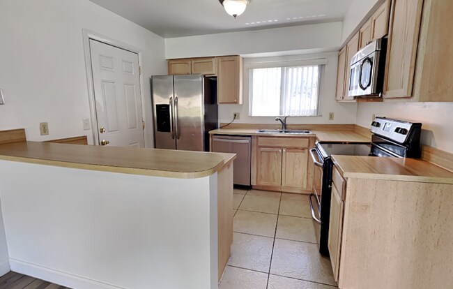 Foto del edificio - 5523 Westbrook Dr