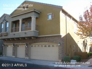 Foto principal - 1350 S Greenfield Rd