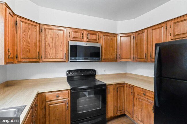 Foto del edificio - 441 Old Town Ct