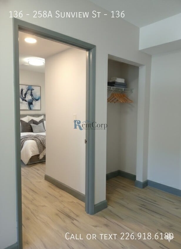 Photo du bâtiment - 258A-258A Sunview St