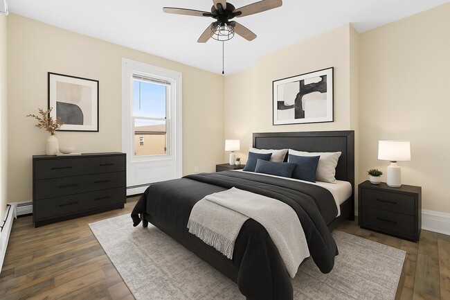 Building Photo - 17 LINDEN St