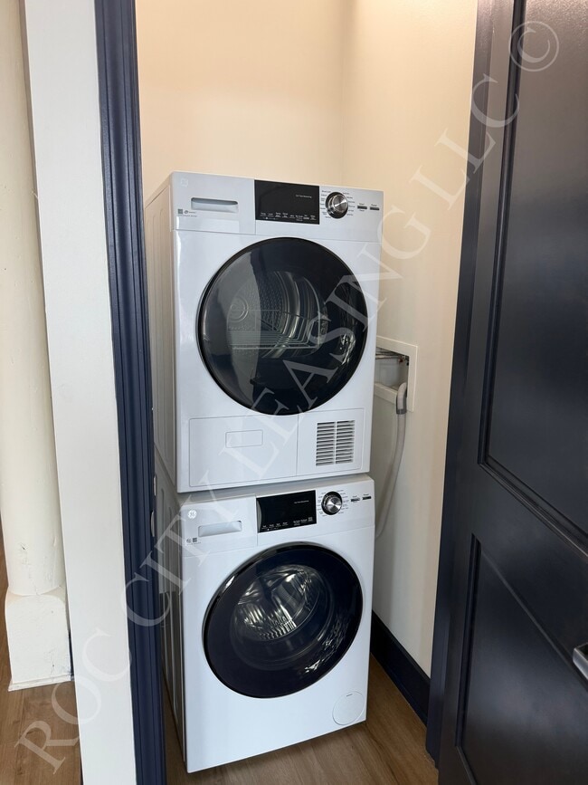 Foto del edificio - 151 St Paul St