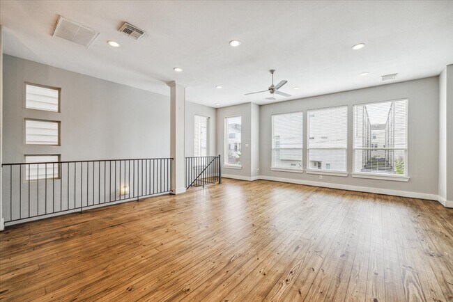Foto del edificio - 2119 Cohn St