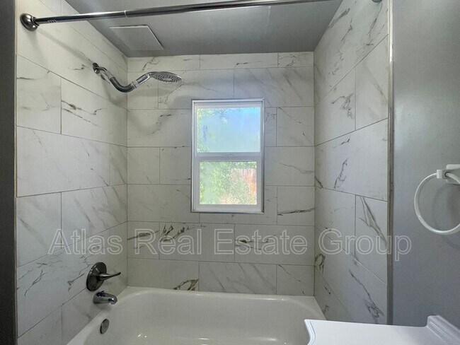 Building Photo - 4770 S Logan St