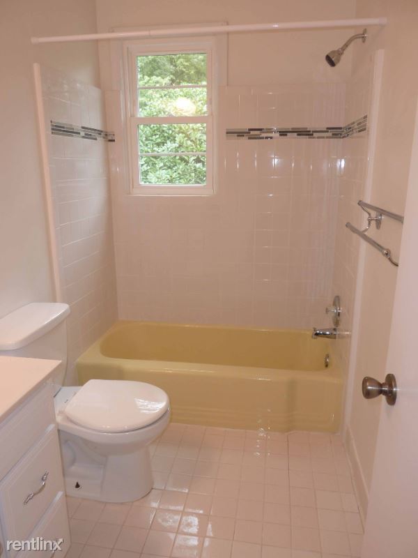 Building Photo - 4 br, 2 bath House - 1403 Desale St SW