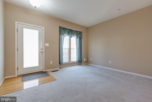 Foto del edificio - 7543 Maidenhead Dr