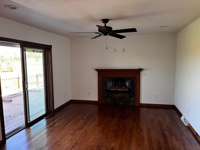 Breakfast Nook/Dining Room - 5580 Springbrook Rd