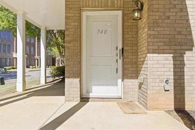 Foto del edificio - 740 Liberty Commons Dr NW