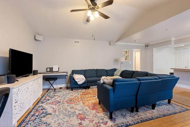 Foto del edificio - 501 W 26th St