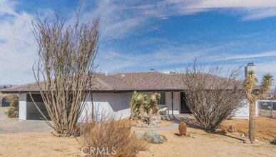 Building Photo - 61716 Navajo Trail