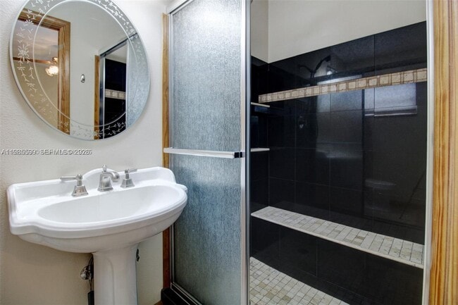 Building Photo - 10250 Caribbean Blvd