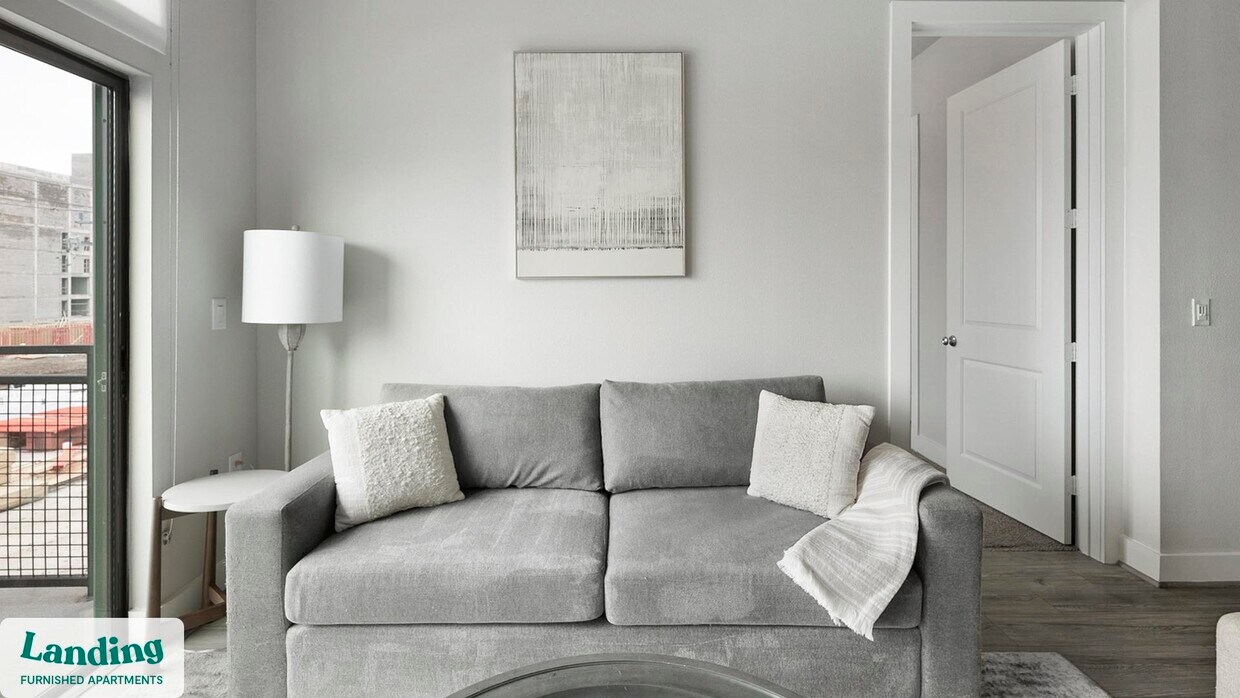 Foto principal - 1215 Sawyer St
