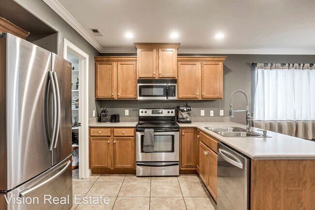 Foto del edificio - 3 br, 2.5 bath House - 1168 W 200 S