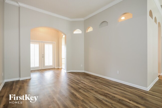 Foto del edificio - 1909 Holly Oak Dr