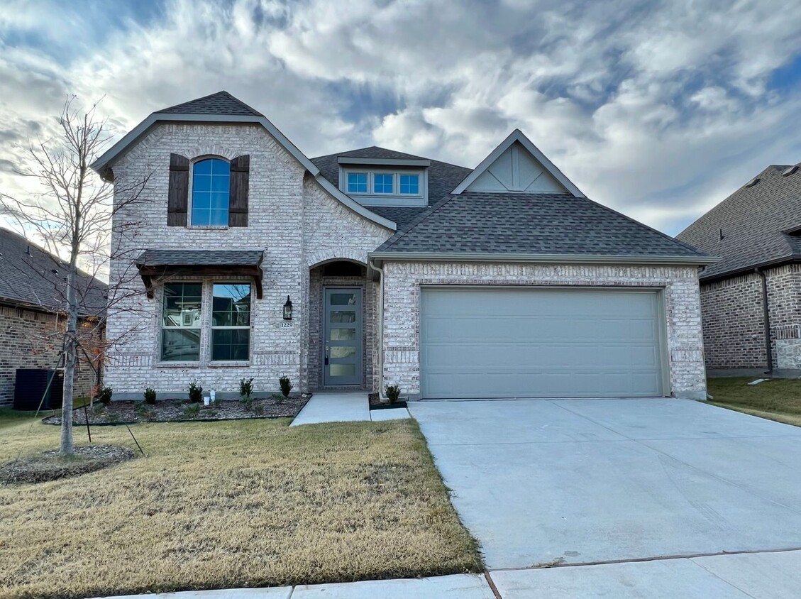 Foto principal - Gorgeous 2-Story 5/3.5/2 in Northwest ISD ...