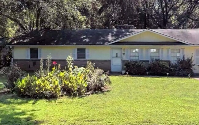 Foto del edificio - Ranch home in Brookwood School Distric