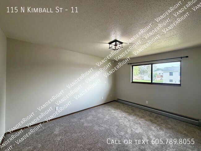 Foto del edificio - 115 N Kimball St
