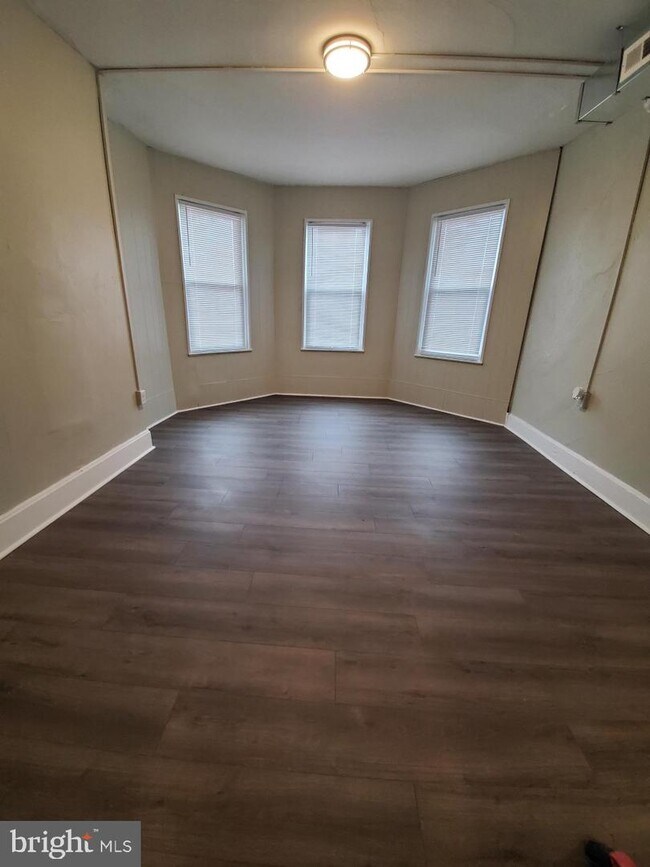 224 E Harrison St, Cumberland, MD 21502 Room for Rent in Cumberland, MD