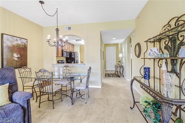 Foto del edificio - 6824 Sterling Greens Dr