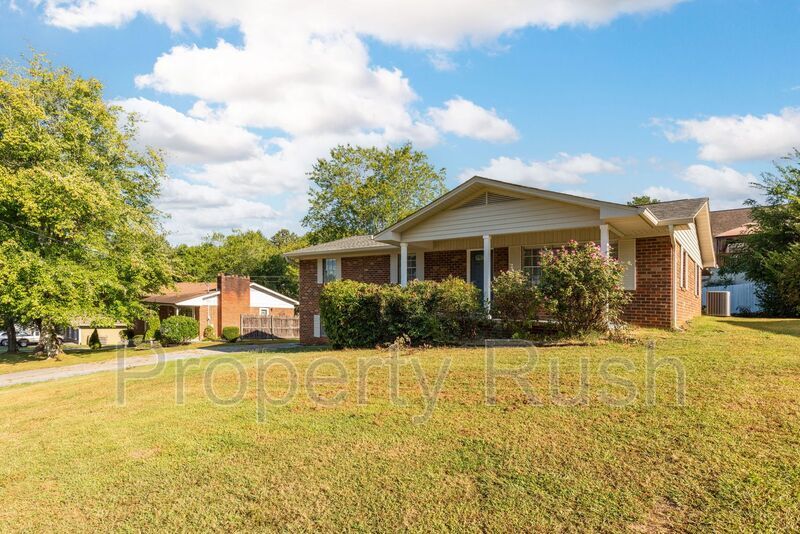 Primary Photo - 430 Ash Dr NW