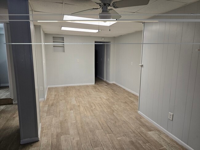 Building Photo - 7107 Arlet Dr