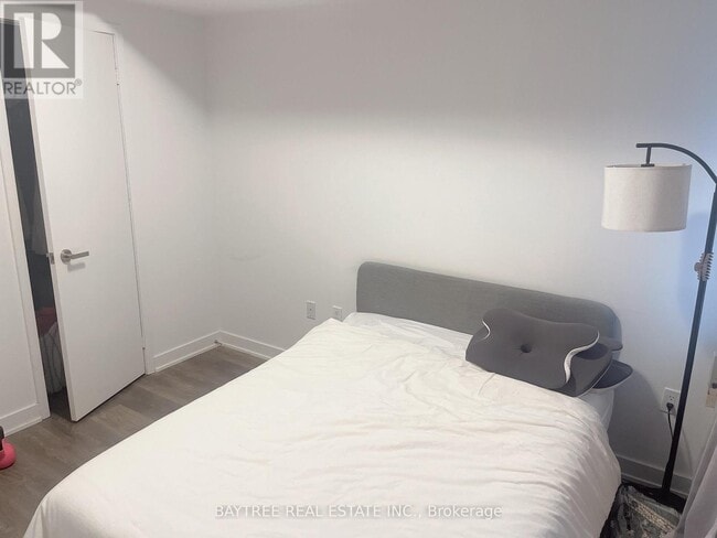 Building Photo - 99 Broadway Ave