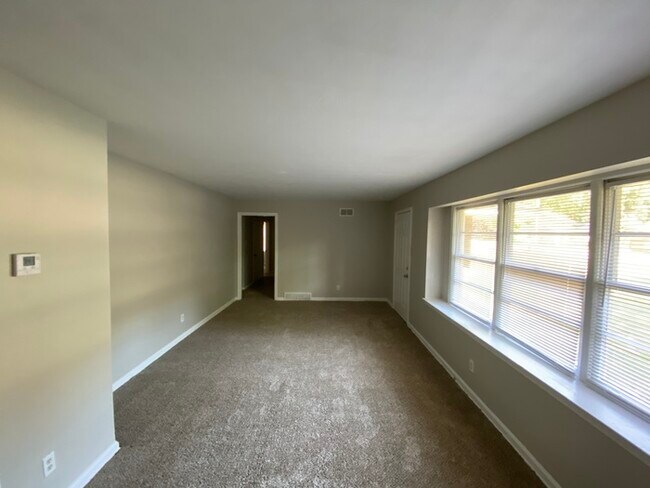 Foto del edificio - 4085 Auburn - Available Now!