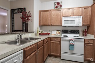 2BR,2BA,-1001SF The Peregrine - Falcon Creek