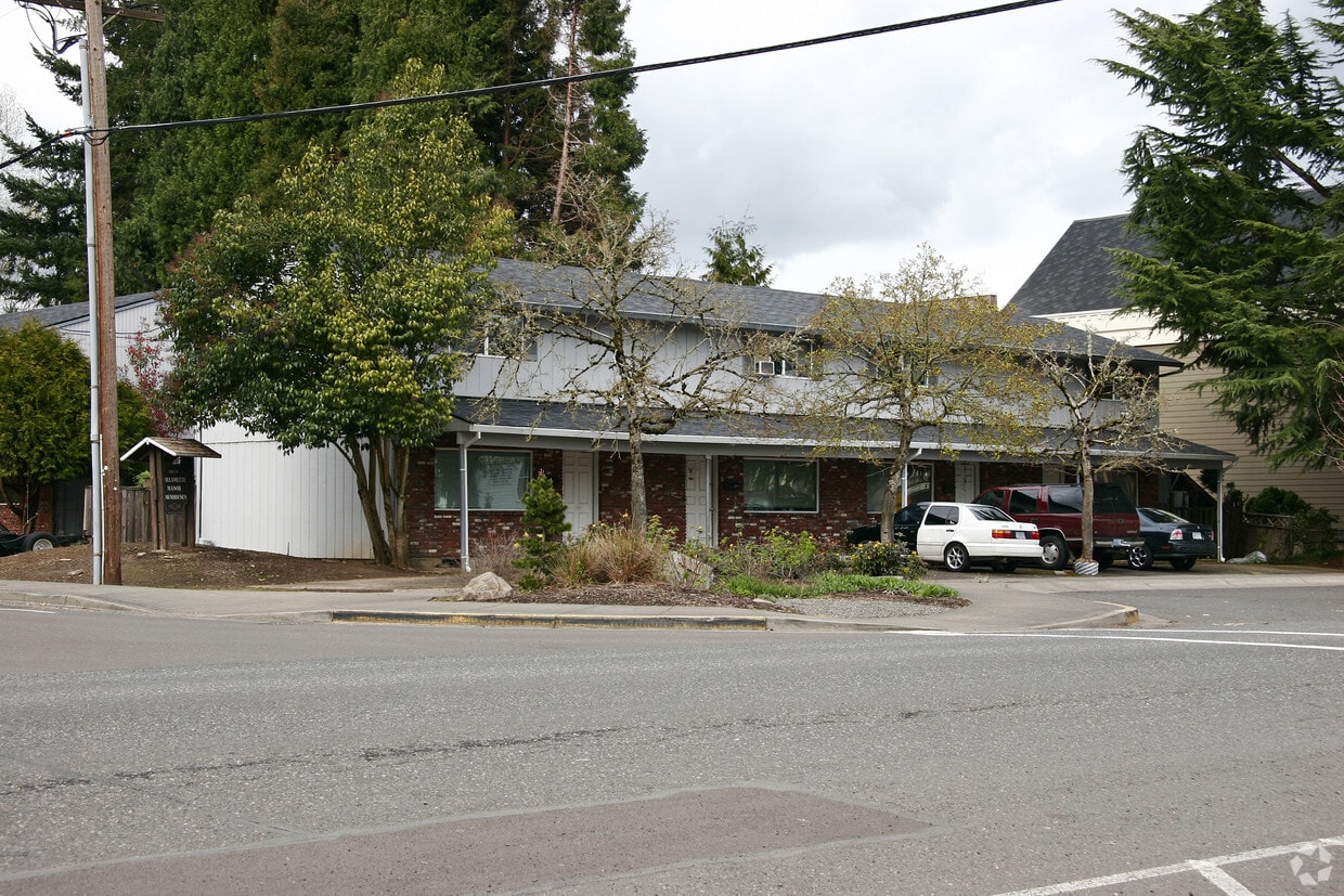 Foto del edificio - Willamette Manor Townhouse