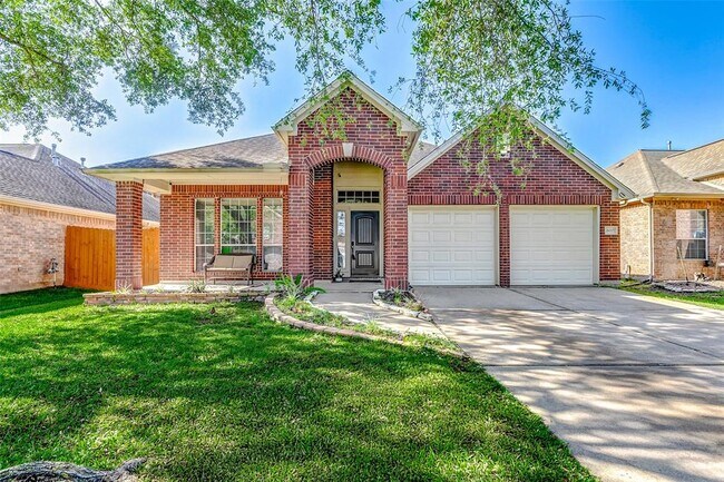 Building Photo - 16007 Langbrook Ct