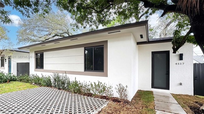 Building Photo - 4517 NW 3rd St