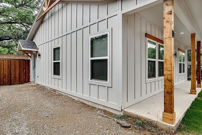 Foto del edificio - 91 Live Oak St