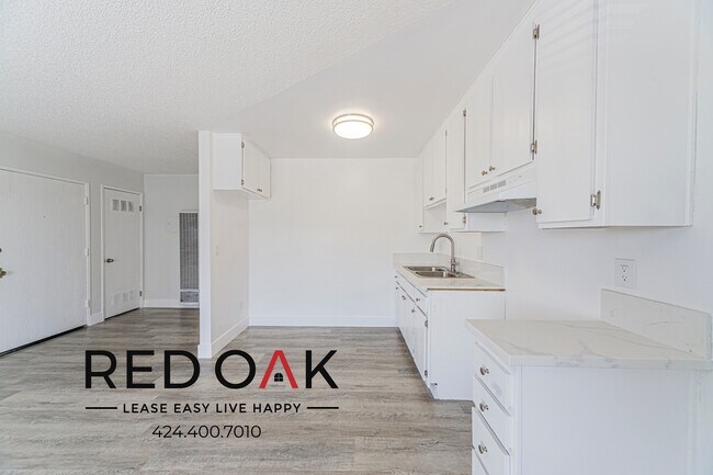 Foto del edificio - 12883 San Fernando Rd