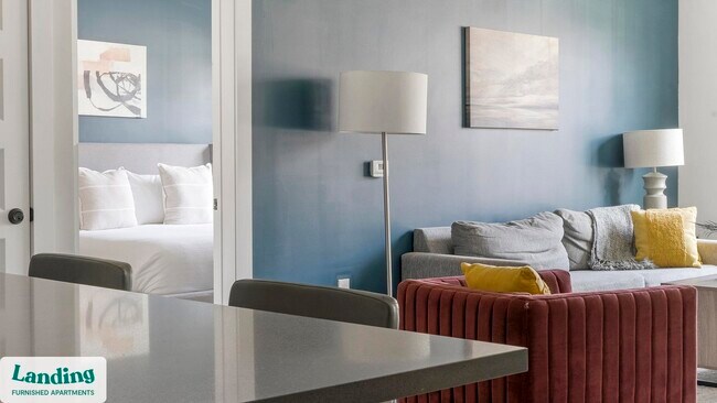 Foto del edificio - 1270 Hillcrest Dr