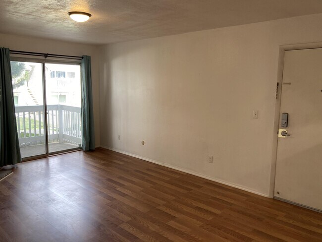 Foto del edificio - 14443 E Jewell Ave