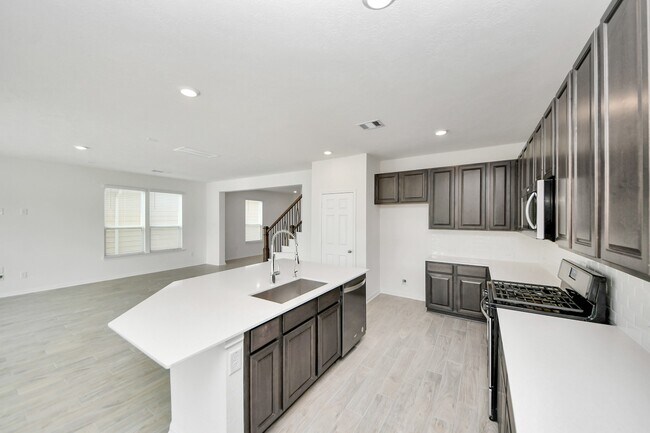 Foto del edificio - 17310 Rock Willow Ln