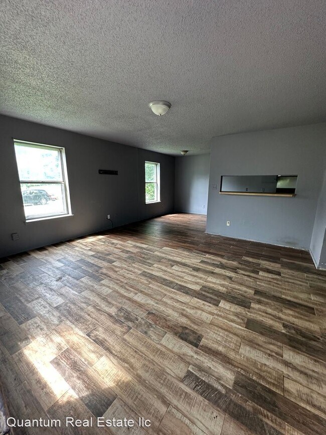 Building Photo - 2 br, 1 bath House - 1116 FLAT ROCK CIRCLE