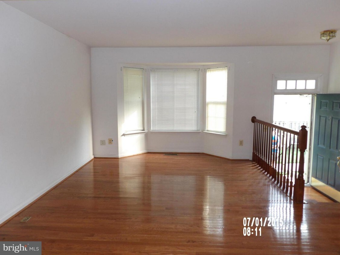 Foto principal - 5621 Sherborne Knolls