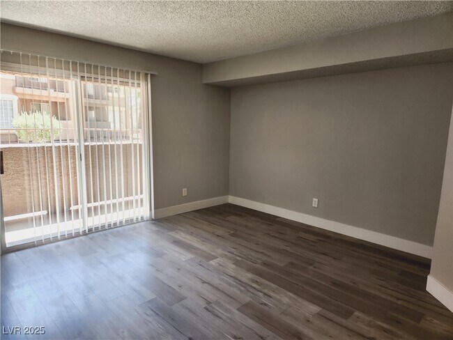 Foto del edificio - 2750 S Durango Dr