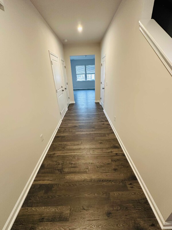 Foto del edificio - 2041 Dy Lily Dr