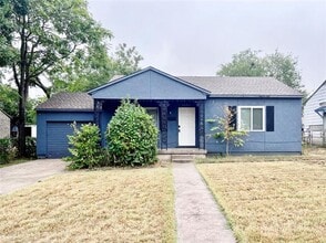 Building Photo - 3130 S Llewellyn Ave