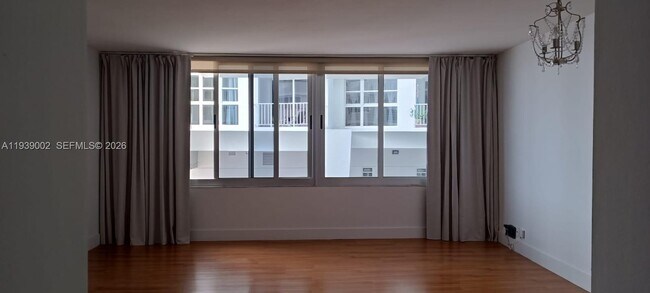 Foto del edificio - 1200 West Ave