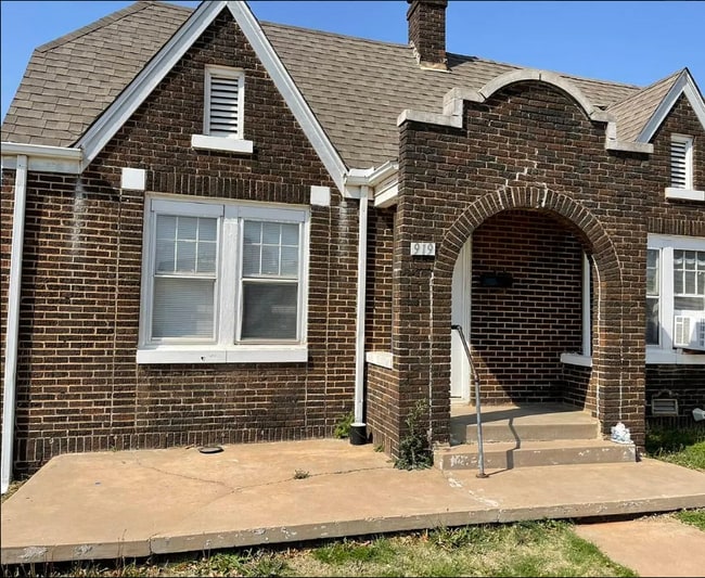 Photo - 919 NE 16th St Townhome