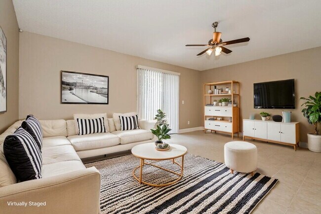 Foto del edificio - 12325 Mastin Cove Rd