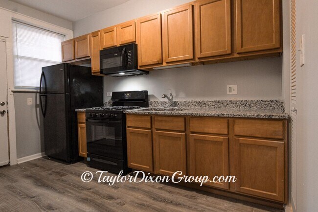 Foto del edificio - 6611 S Greenwood Ave