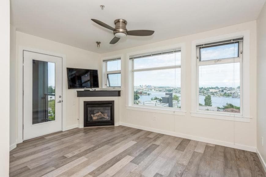 Primary Photo - 1 bedroom in Seattle WA 98109