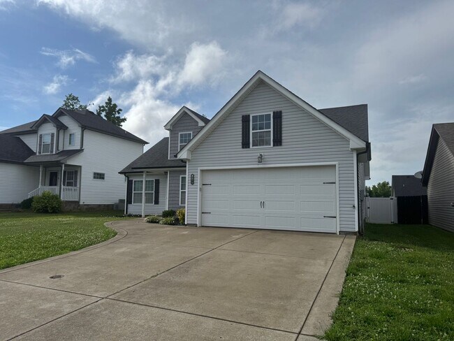 Building Photo - Gorgeous Single Family Home